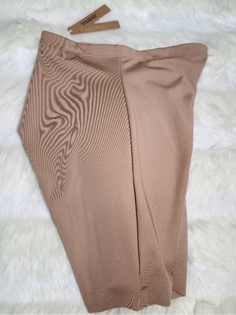 SKIMS Body Hip Shaping Mid Thigh Short Brown Sienna Women Medium NEW